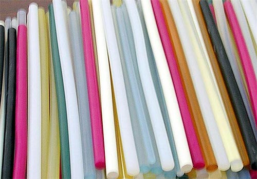 ��ͬ�ɫ�ğ����z�����ܱ��F(xi��n)