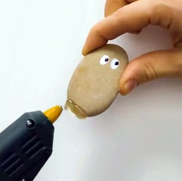 �ß����z��(l��i)ճʯ�^